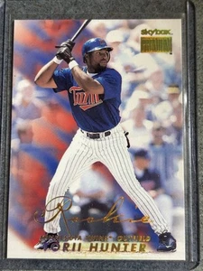 1999 SkyBox Premium Torii Hunter Action Variation SP Rookie Twins - Picture 1 of 2