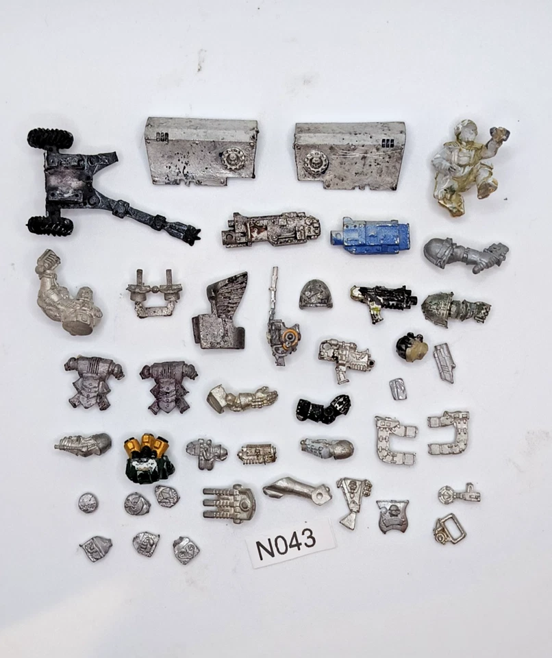 Warhammer 40k Space Marines / Imperium Large Mixed Metal Bits Lot OOP Vintage - Image 1 of 1