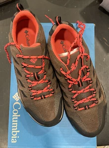 Columbia Women's Crestwood Hiking Shoe Size 10 Women’s / 8.5 Men’s New With Box - Picture 1 of 4
