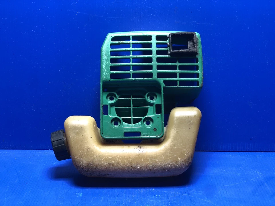 WEEDEATER FL25 TRIMMER CRANKCASE COVER / FUEL TANK - Image 1 of 1