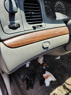 Moldura de tablero gris 03-11 FORD CROWN VICTORIA 3W7X-5404269-BBN2C2 Foto 1 de 4