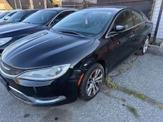 Guardabarros derecho pasajero sedán compatible con 15-17 200 243904 Foto 1 de 4