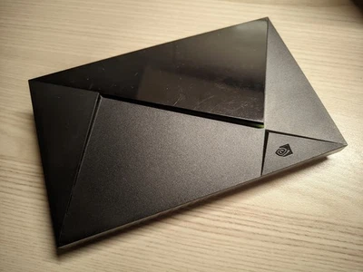 NVIDIA Shield TV 2017 P2897 Android TV, schwarz -mit Netzteil ohne Fernbedienung - Bild 1 von 2