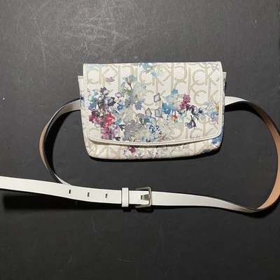 EUC CALVIN KLEIN CK Logo Womens Fanny Pack Belt Bag Flower Print  Size Small - Image 1 of 4
