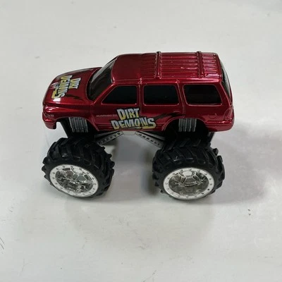 Raro Diecast-Maisto Dirt Demons Monster Trucks Dodge Durango-3" Rojo Foto 1 de 3