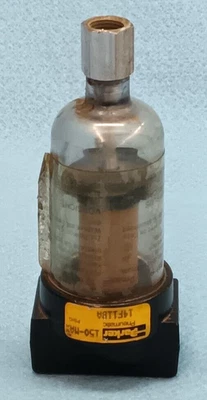 PARKER PNEUMATIC FILTER M/N: 14F11BA 14F SERIES 150 PSI 1/4" FNPT 5 MICRON - Image 1 of 4