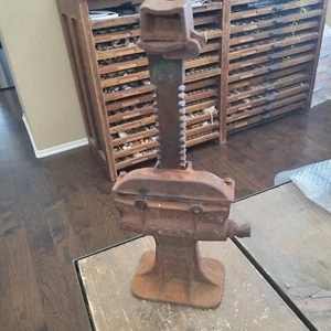 RARE Antique REES Jack No. 1  Truck 2 ton 6" Lift Screw Jack Vtg Cast Iron Tools - Picture 1 of 11