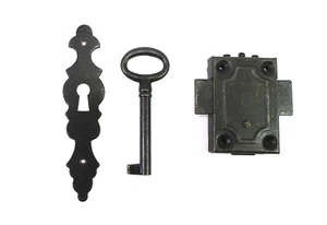 Vintage style Lock Key and Keyhole cover  SET With fittings Locks left or right - Picture 1 of 11