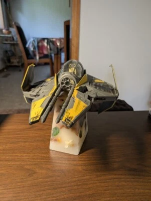Star Wars Fighter Ship Anakin Skywalker Jedi Starfighter Amarillo/Gris 2004 Hasbro Foto 1 de 3