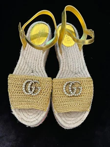 GUCCI Lilibeth Sandals 39 US 9 Gold Platform ESPADRILLE Flat Slide PEARL GG LOGO - Picture 1 of 19
