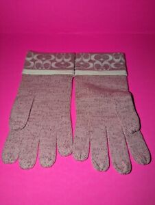 Coach Gloves Pink. New With tags