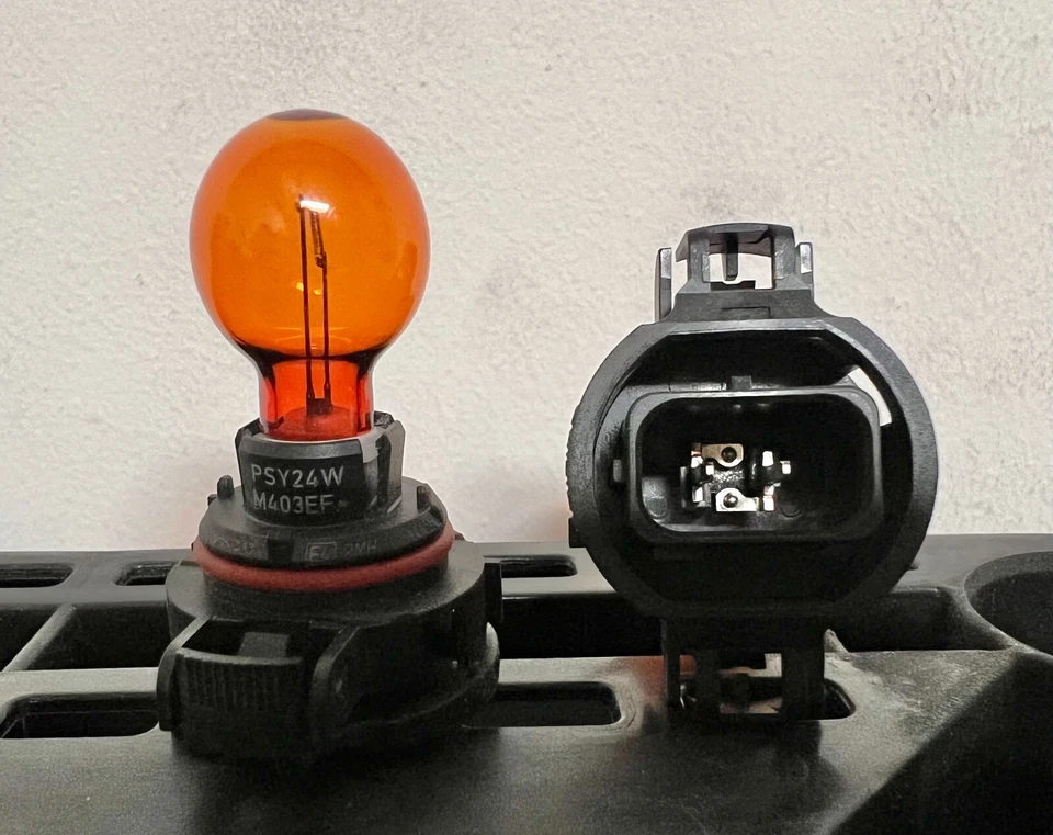 2x OEM 11-14 VW Touareg Juego de bombillas de señal de giro Lámpara de esquina de enchufe N10733101 Foto 1 de 1