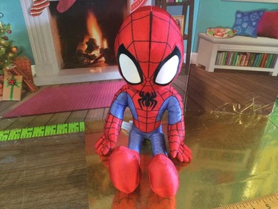 18" SPIDEY AND FRIENDS TALKING PLUSHIE SPIDER-MAN - Image 1 of 4