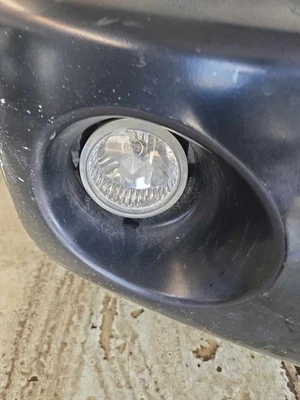 Luz de conducción usada se adapta a: Toyota Highlander 2007 parachoques antiniebla montado grado Foto 1 de 4
