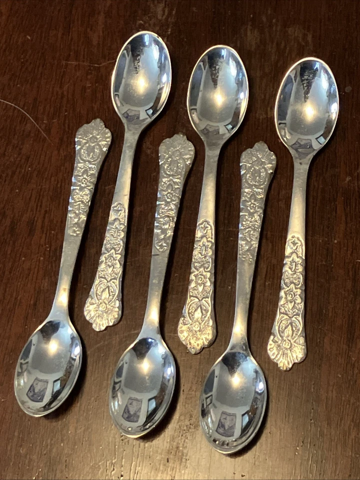 Cucharaditas europeas chapadas en plata de mediados de siglo, juego de 6, 115 gramos, plata antigua Foto 1 de 4
