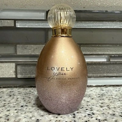 SJP LOVELY YOU 1,7 OZ EAU DE PARFUM Foto 1 de 3