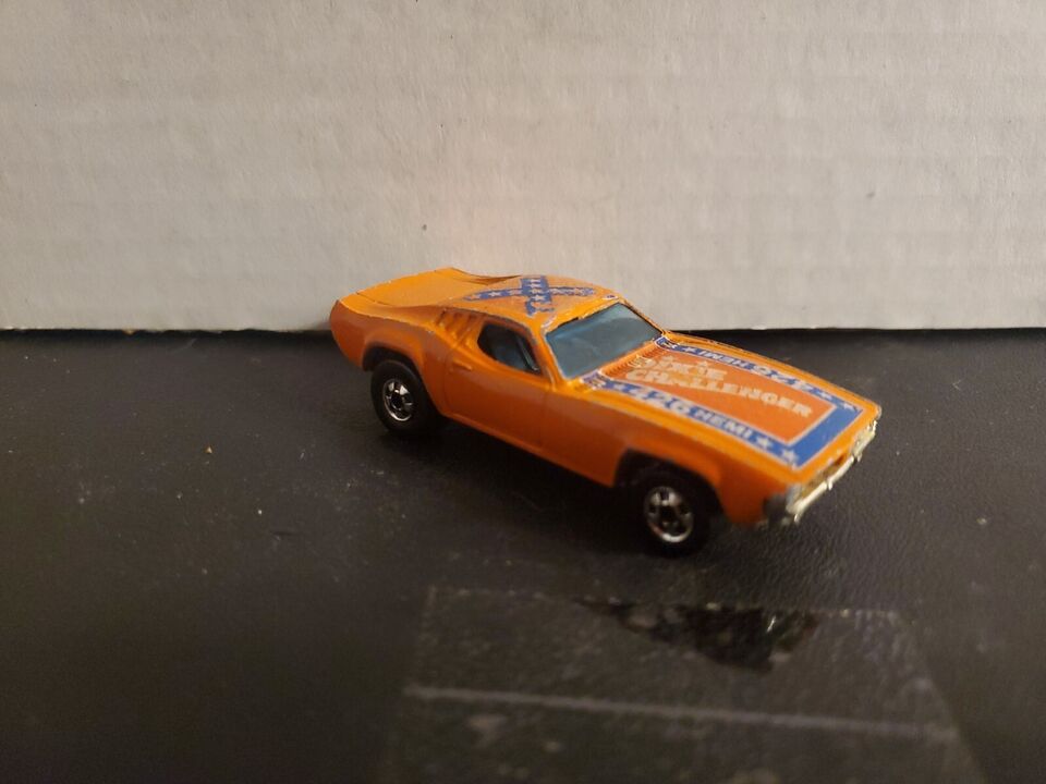 RARE 1970 HOT WHEELS Orange Dodge Dixie Challenger 426 HEMI Car Black Wall  Tires