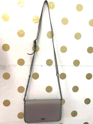 Bolsa tiracolo pequena Victoria's Secret cinza nova com etiquetas - Imagem 1 de 4