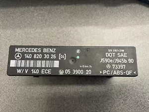 OEM Mercedes W140 Flasher Hazard Control Unit Relay 1408203026 - Picture 1 of 3