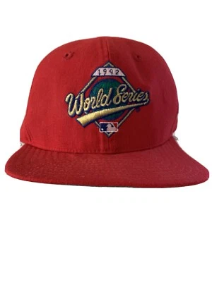 Sombrero rojo Snapback serie mundial 1992 vintage hecho en EE. UU. MLB Foto 1 de 4