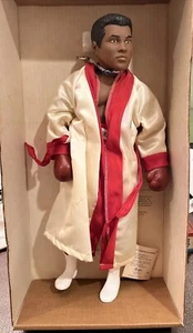 Vintage 1986 Signed Autographed Robe Muhammad Ali Boxer Boxing 18” Effanbee Doll - Picture 1 of 13