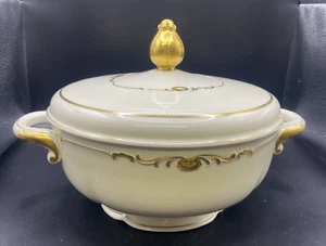 RARA zuppiera Waldershof Bavaria PICCOLA con coperchio crema con bordo oro - Foto 1 di 12