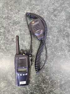 Transceptor Kenwood TK-3180-K2 UHF FM con micrófono KMC-41 - Imagen 1 de 12