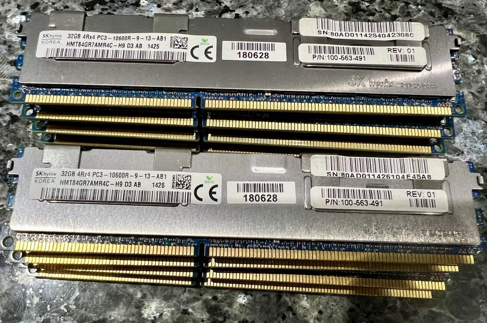 SK Hynix 32GB DDR3 PC3-10600R ECC Registered - Image 1 of 4