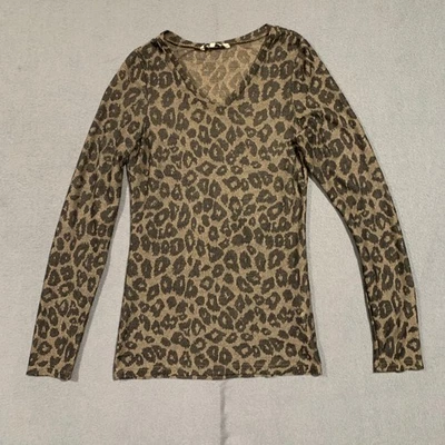 BKE Leopard Print Long Sleeve V Neck Top Women Size Small Mobwife Classic - Image 1 of 4
