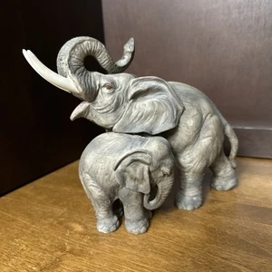 Elephant Family Figurine Andrea by Sadek 7870 Mother and Baby Trunk Up Japan VTG - Picture 1 of 13