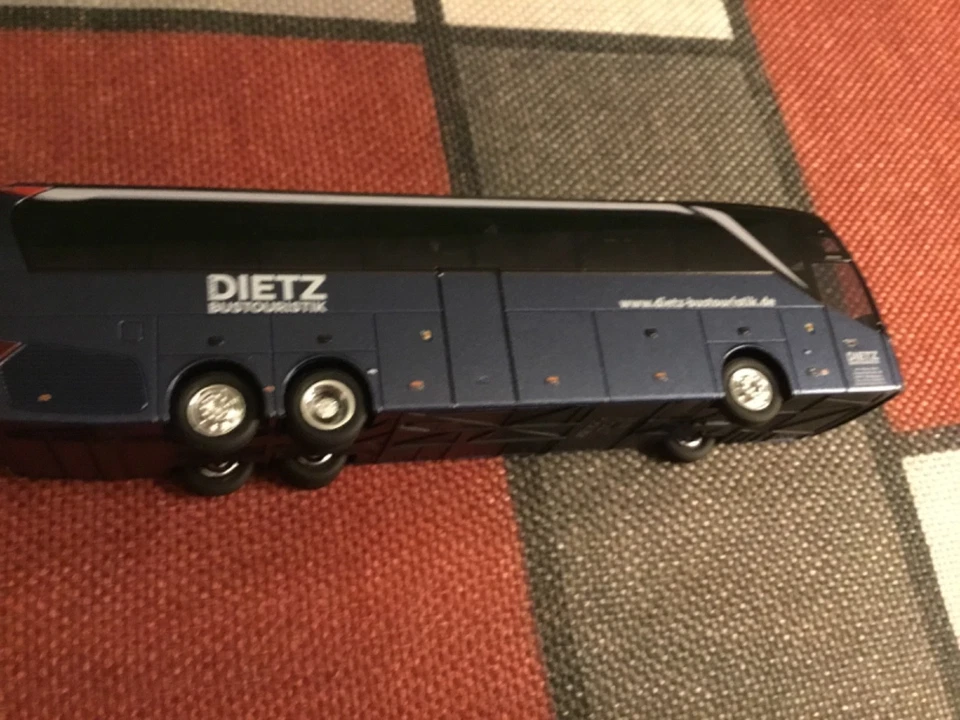 Modellbus Viessmann Formneuheit Setra 561HDH Dietz Reisen - Bild 1 von 4