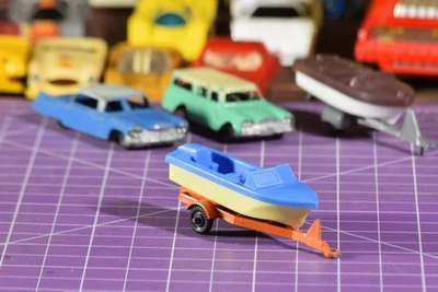 Midgetoy barco y remolque fundido a presión coleccionable Foto 1 de 4