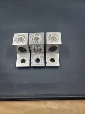 Porcas de alumínio ILSCO D3481 600 kcml-4 AL9CU (2)350, USADAS (conjunto de 3) kcmil-1/0 - Imagem 1 de 4