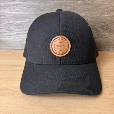 RVCA 帽子 Snap Back 黑色卡车司机网眼皮革 VA 补丁男式大码 — 第 1/4 张图片