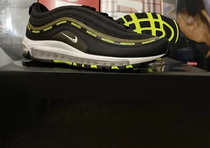 Nike Air Max 97 x Undefeated Militia Schwarz Größe 9,5 M Brandneu Original - Bild 1 von 8