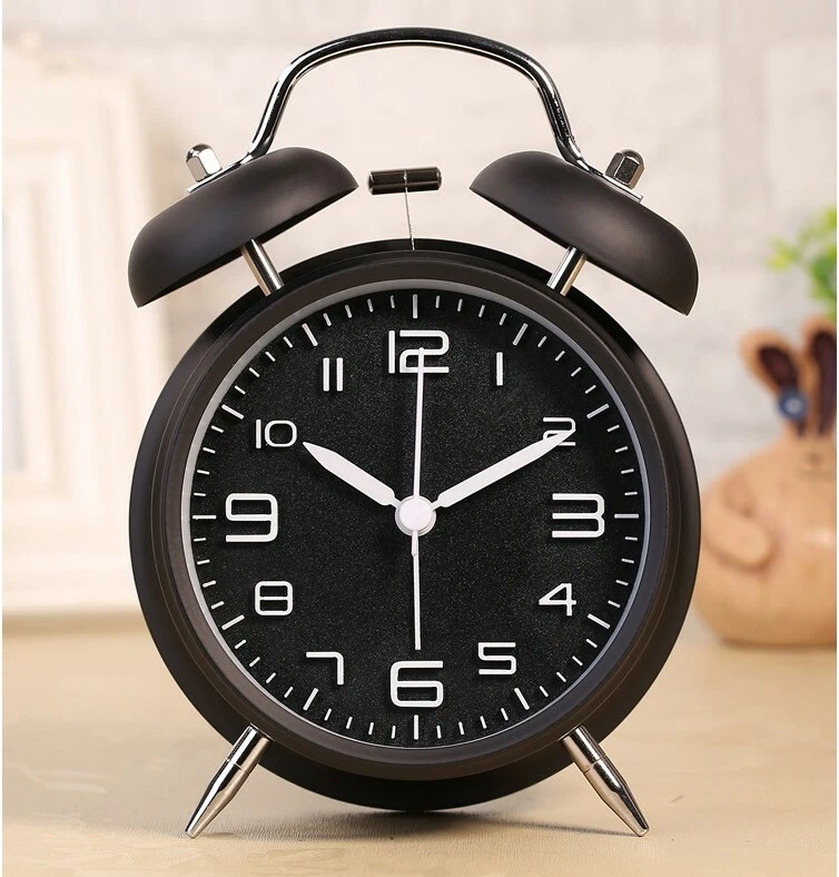 Reloj despertador analógico silencioso con doble campana de metal Foto 1 de 1