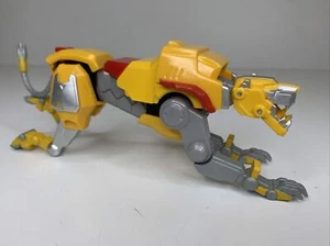  Playmates Voltron Legendary Defender Yellow Lion Basic Figure Toy Figure - Picture 1 of 6