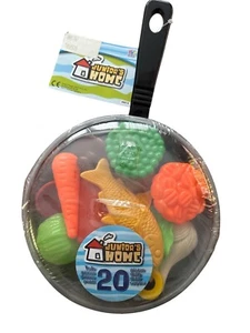 Pfanne mit Lebensmittel - Spielküche Zubehör - Junior's Home - 20 Teile Neu - Bild 1 von 3