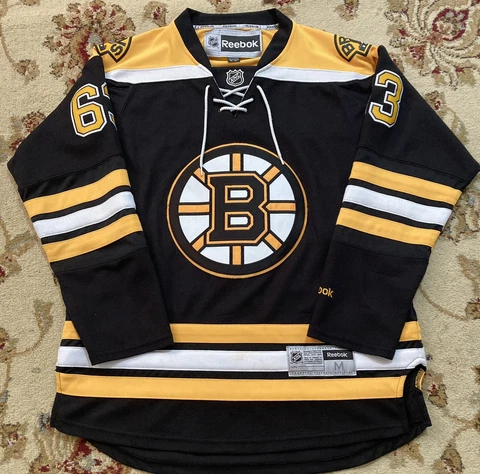 NHL Reebok Boston Bruins Brad Marchand Hockey Jersey, Size M Cover