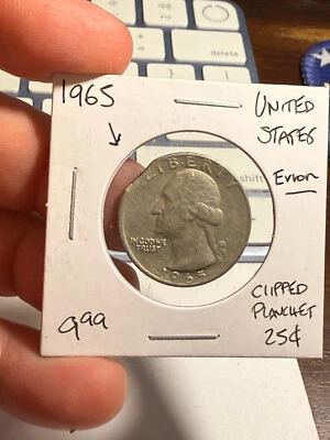 1965 United States 25 Cents Error Coin Clipped Planchet - Image 1 of 2