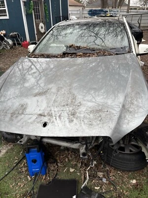 2014 Mercedes Benz E350 Hood Foto 1 de 2