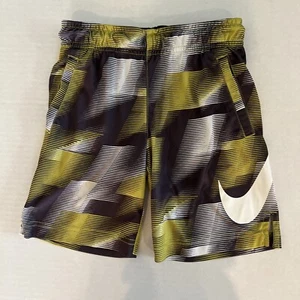 Nike Shorts Youth Boys 6 Medium Lightweight Gray And Yellow With Pockets - Picture 1 of 4