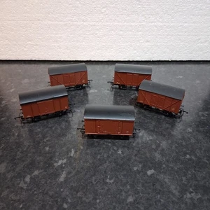 Set Of 5 Kit Built OO Gauge Freight Wagons.  Well Built Ref TL5 - Picture 1 of 5
