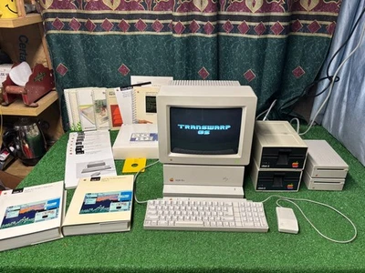 Sistema Apple IIGS "Woz" Funciona | Monitor RGB, 3.5/5.25 Unidades, Transwarp GS Foto 1 de 4