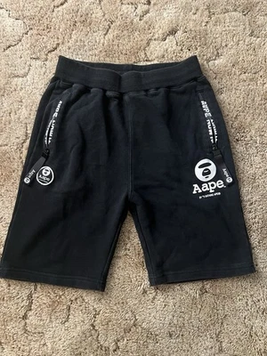Pantalones cortos AAPE By A Bathing Ape, talla mediana, negros Foto 1 de 4
