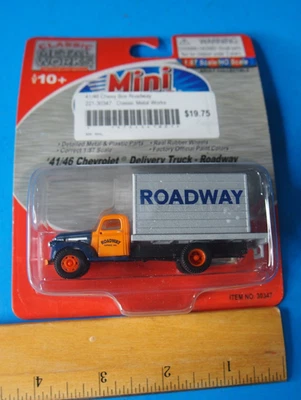 Caminhão de entrega Chevrolet #30347 Mini Metals escala HO Roadway '41/46 - Imagem 1 de 3