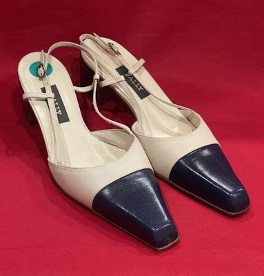 NUEVO Tacones Bally Damas Nisa Beige Azul Hechos en Inglaterra Talla 8M Foto 1 de 4