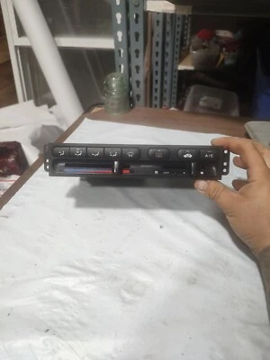 Panel de control climático Honda Prelude botones de control del tablero central 1997-2001 OEM Foto 1 de 4