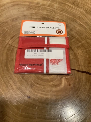 Vintage New Old Stock NHL Wallets Detroit Redwings Hockey Cover