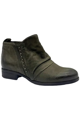 Botines Miz Mooz Cuero Ancho Ancho Tachonado Snap Oliva Foto 1 de 3